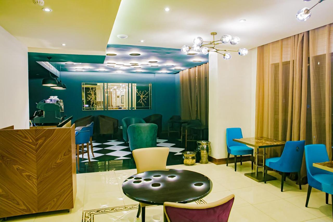 Royal Residences By Design Union Aliayabiagba Ngoại thất bức ảnh