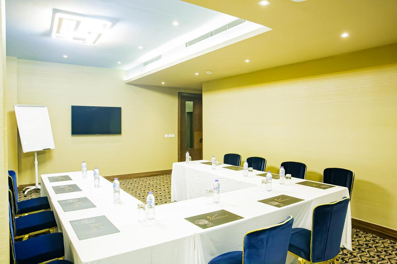 Royal Residences By Design Union Aliayabiagba Ngoại thất bức ảnh