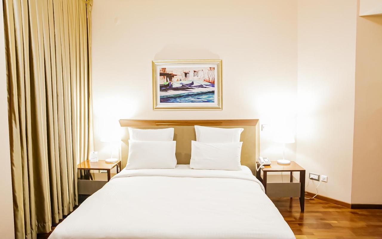 Royal Residences By Design Union Aliayabiagba Ngoại thất bức ảnh